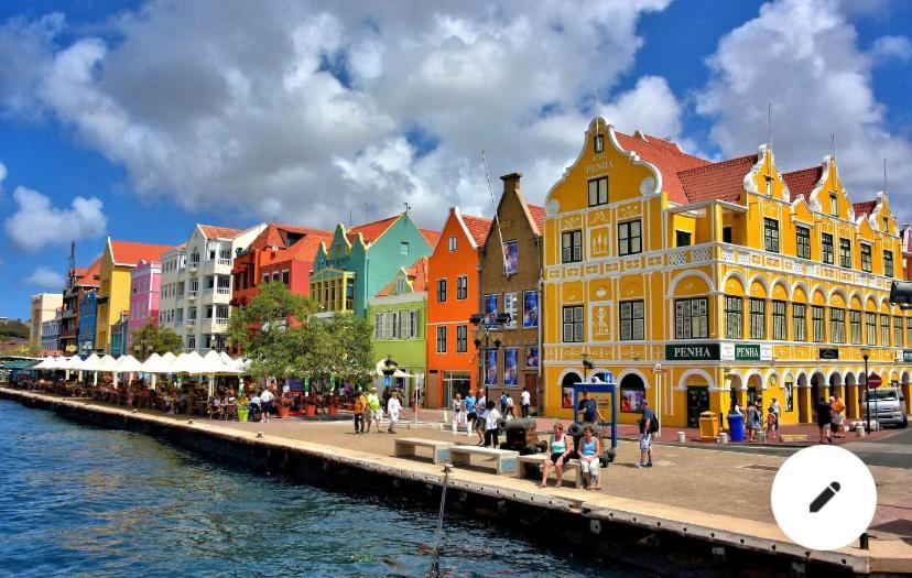 City Views Spacious Mezzanine Apartments Willemstad Ngoại thất bức ảnh
