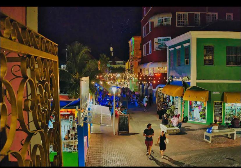 City Views Spacious Mezzanine Apartments Willemstad Ngoại thất bức ảnh